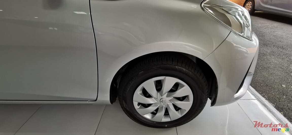 2018' Toyota Vitz photo #6
