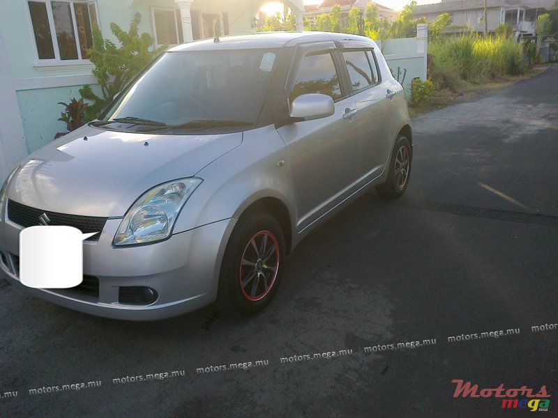 2007' Suzuki photo #2