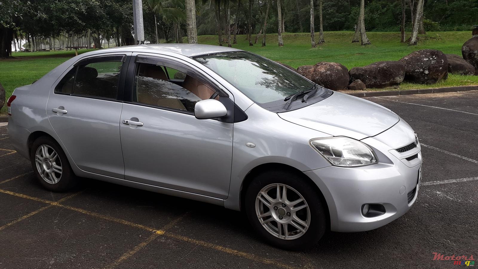 2007' Toyota photo #4