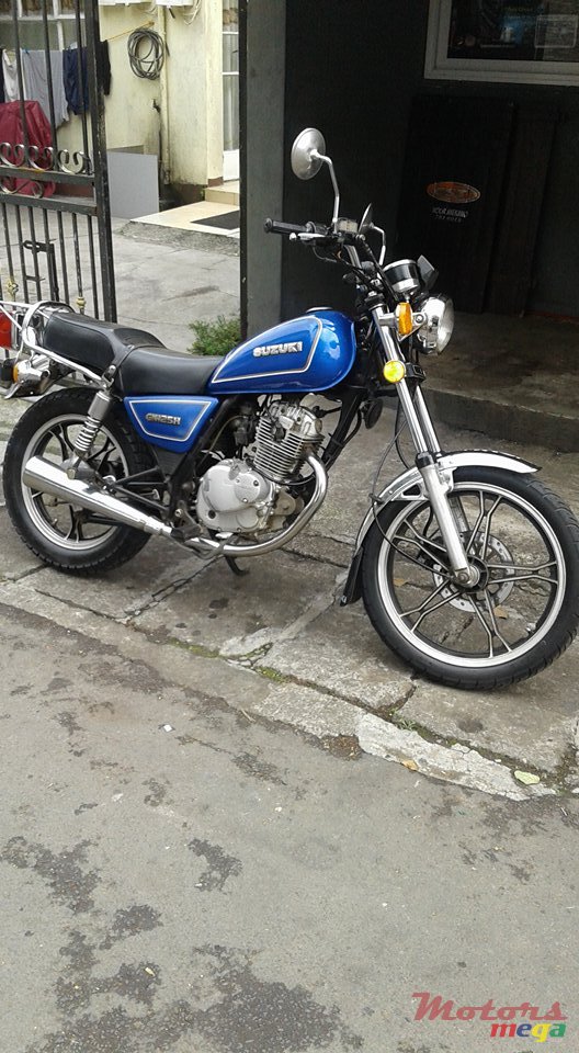 2009' Suzuki GN125H photo #1