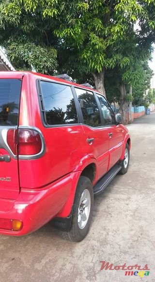 2003' Nissan photo #1