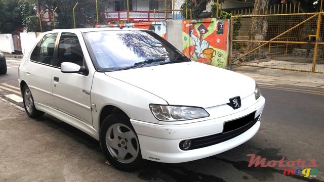 2000' Peugeot 306 ORIGINAL STATE photo #1