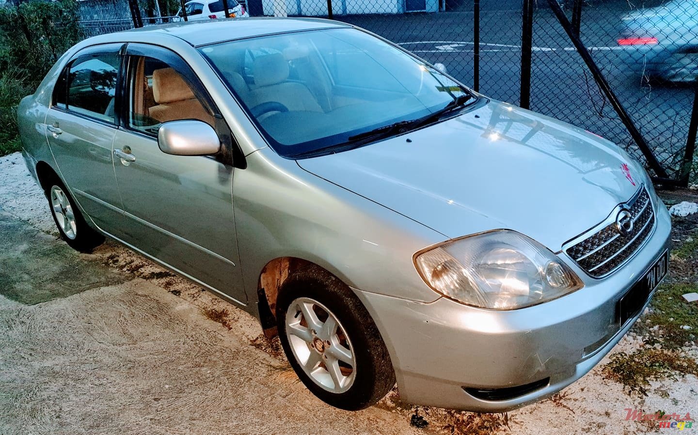 2000' Toyota Corolla photo #1