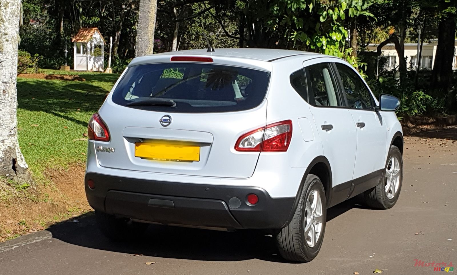 2011' Nissan Qashqai Visia photo #1
