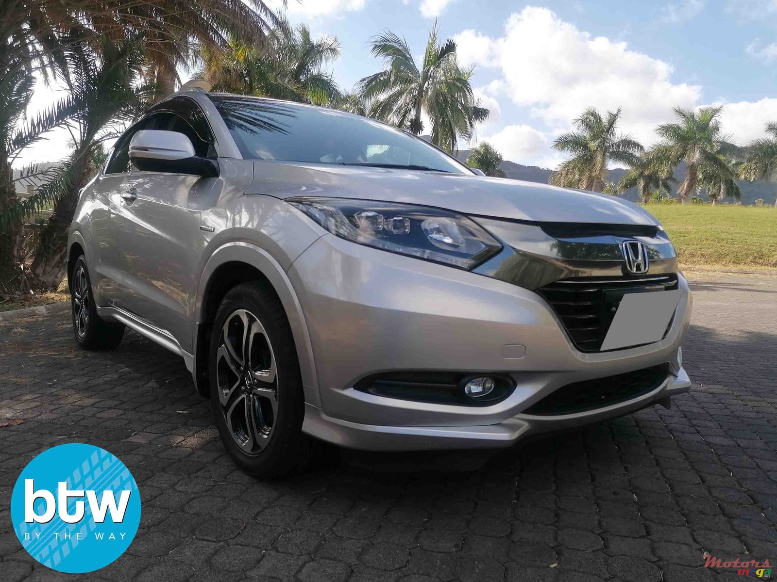 2015' Honda CR-X photo #1