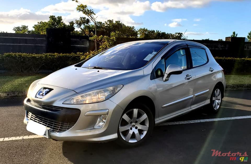 2010' Peugeot 308 1.6L AUTOMATIC photo #1