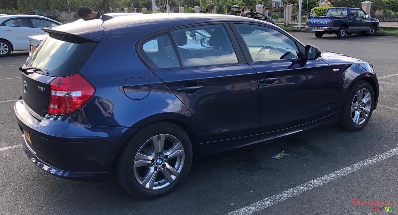 2010' BMW 116 116i photo #2