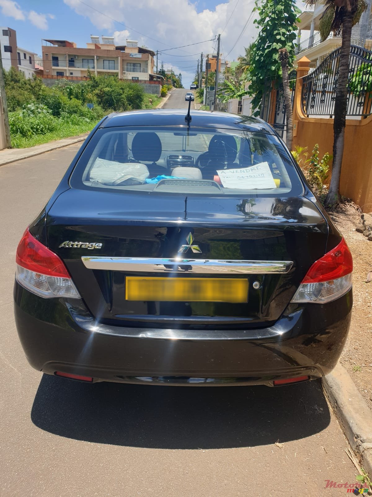 2015' Mitsubishi Attrage photo #4