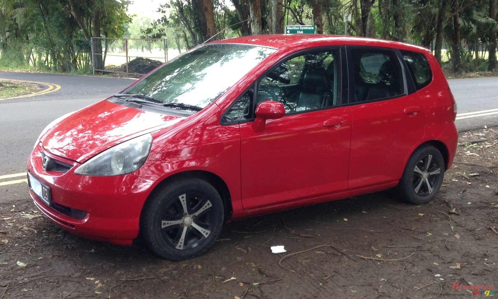 2003' Honda Fit photo #2