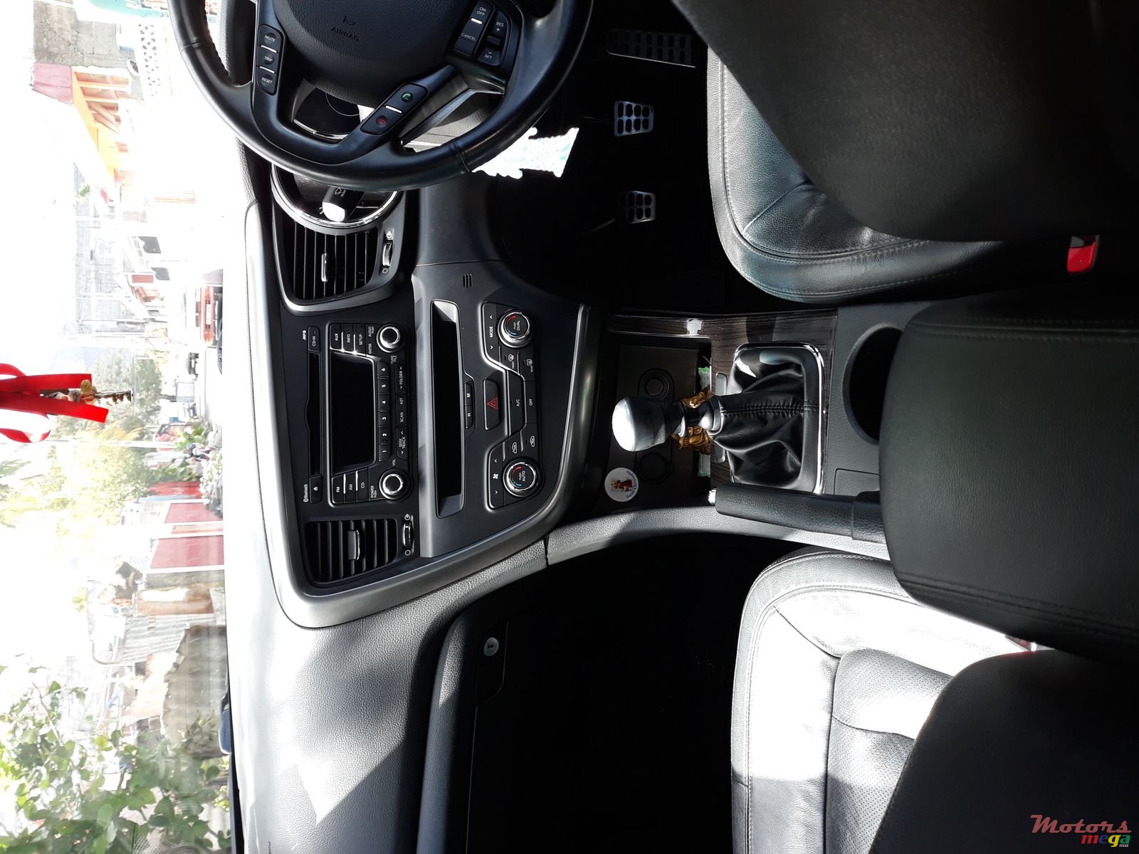 2012' Kia Optima photo #3