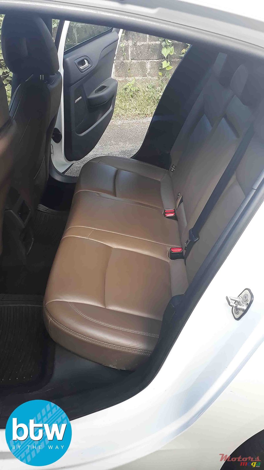 2012' Citroen DS 4 Automatic photo #3