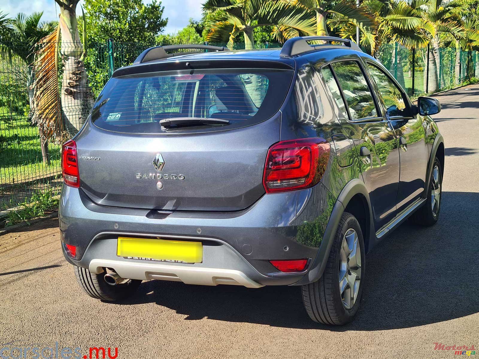 2019' Renault Sandero StepWay 1.6 photo #4