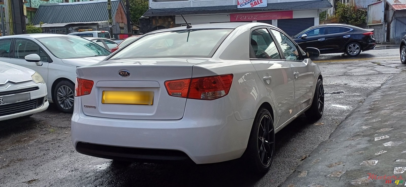 2011' Kia Cerato photo #4