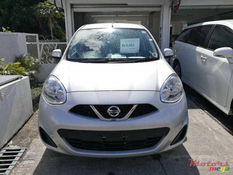 2014' Nissan March photo #4