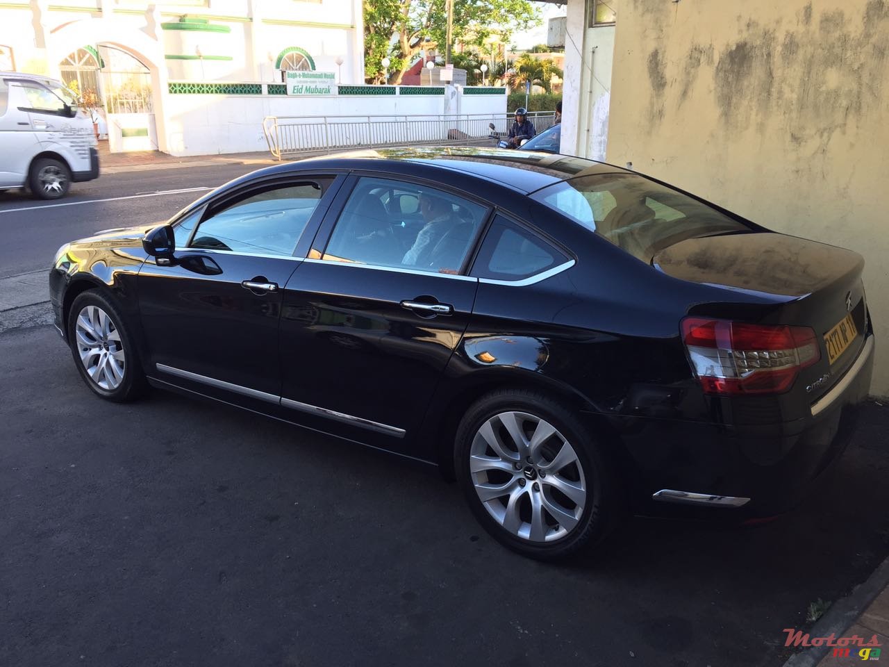 2011' Citroen C5 Exclusive photo #1