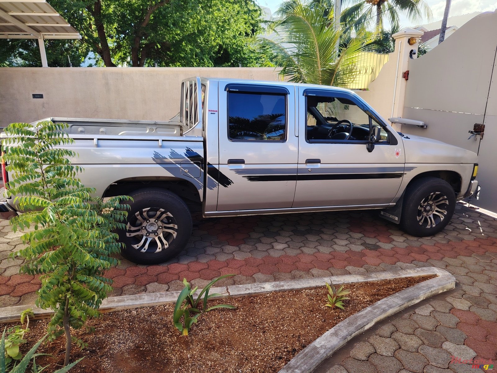 1997' Nissan Pickup photo #3