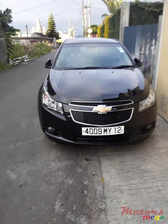 2012' Chevrolet Cruze lt photo #2