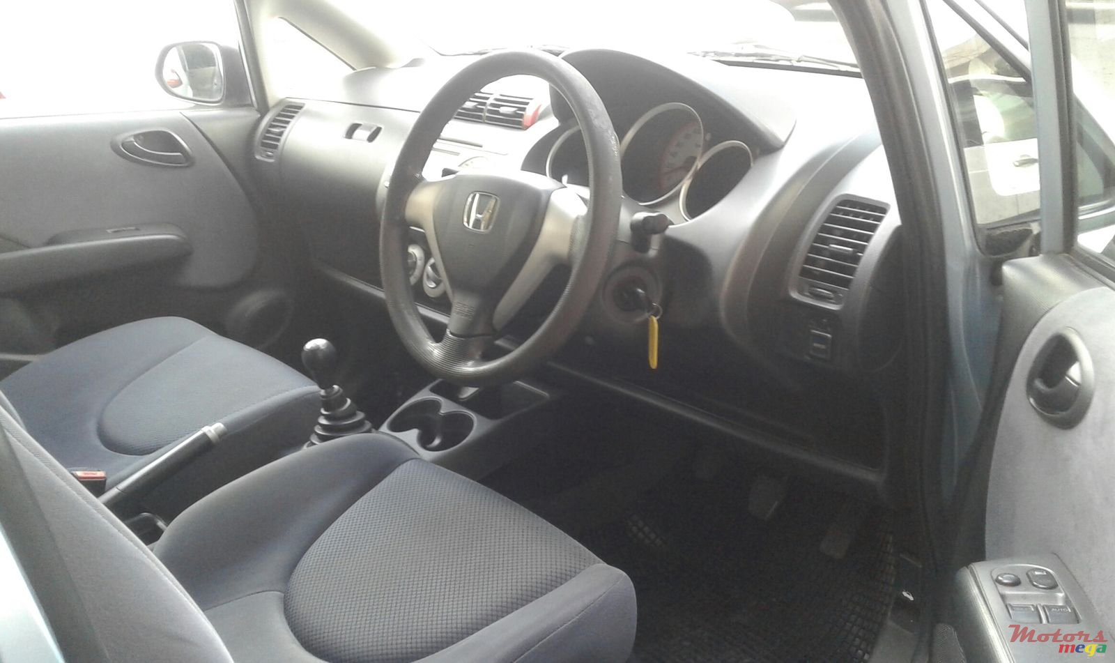 2008' Honda Jazz photo #3