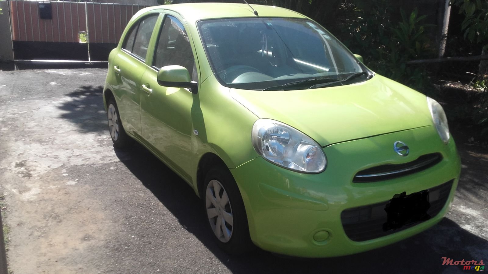 2011' Nissan March photo #1