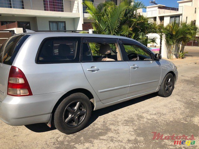 2001' Toyota Fielder photo #7