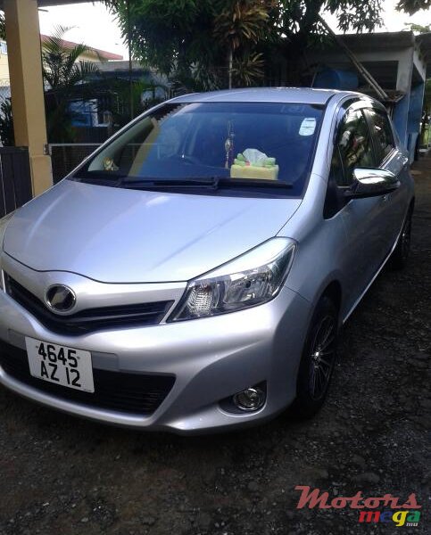 2012' Toyota Vitz photo #1