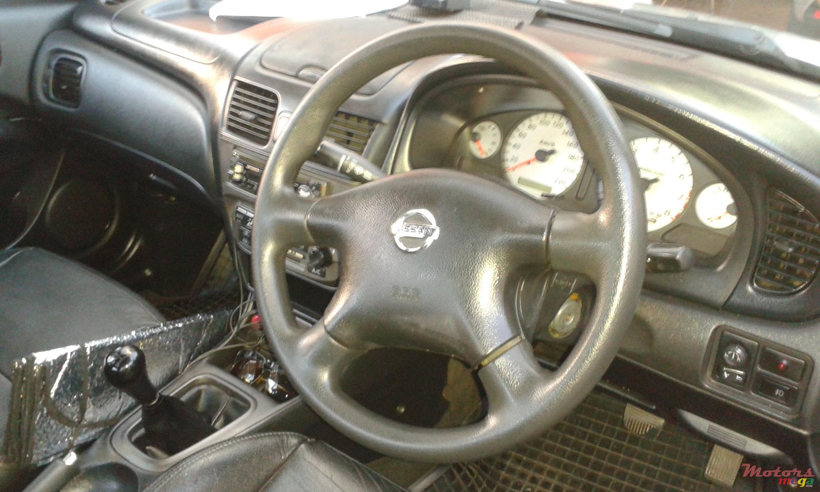 2005' Nissan photo #4