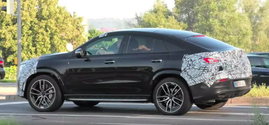 2020 Mercedes GLE Coupe Seen With Minimal Camo, Reveal Coming Soon?