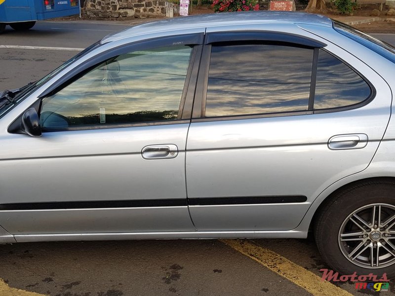 1999' Nissan Sunny photo #4