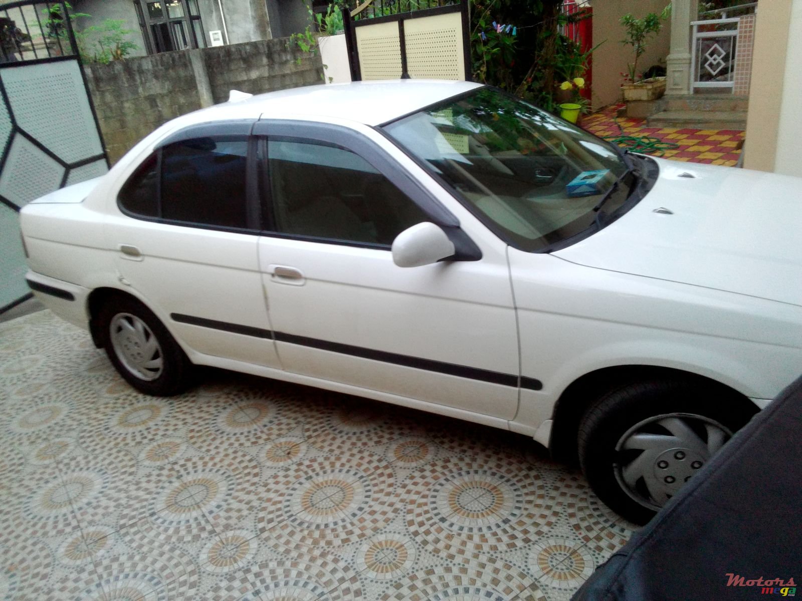 1999' Nissan Sunny photo #6