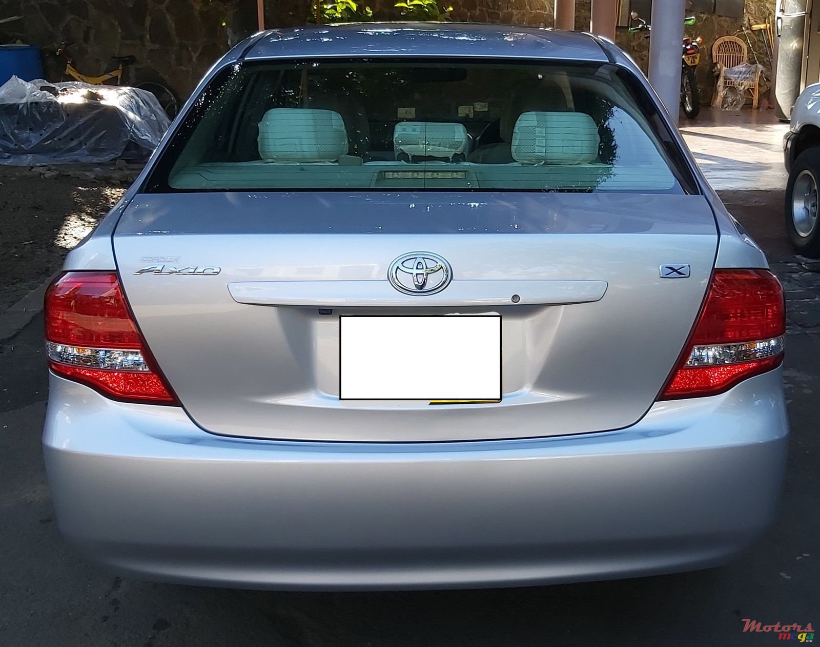 2010' Toyota Axio photo #3