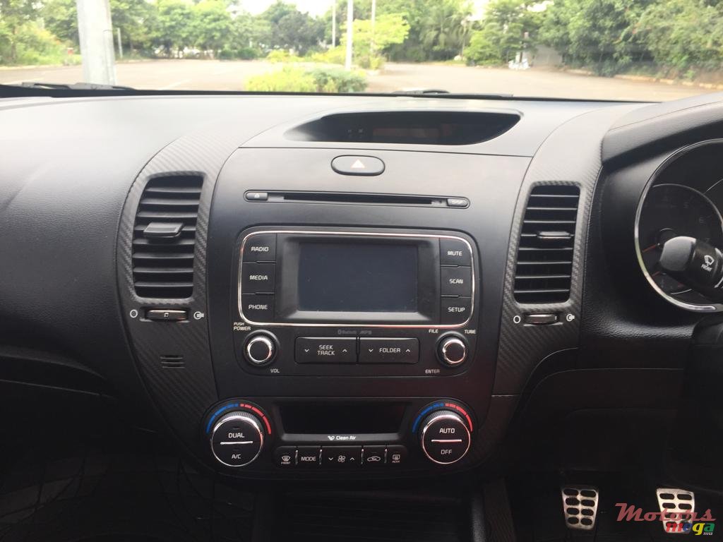 2013' Kia Cerato photo #1