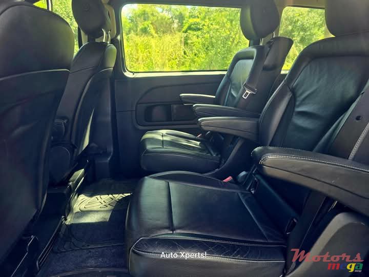 2017' Mercedes-Benz V 220 photo #7
