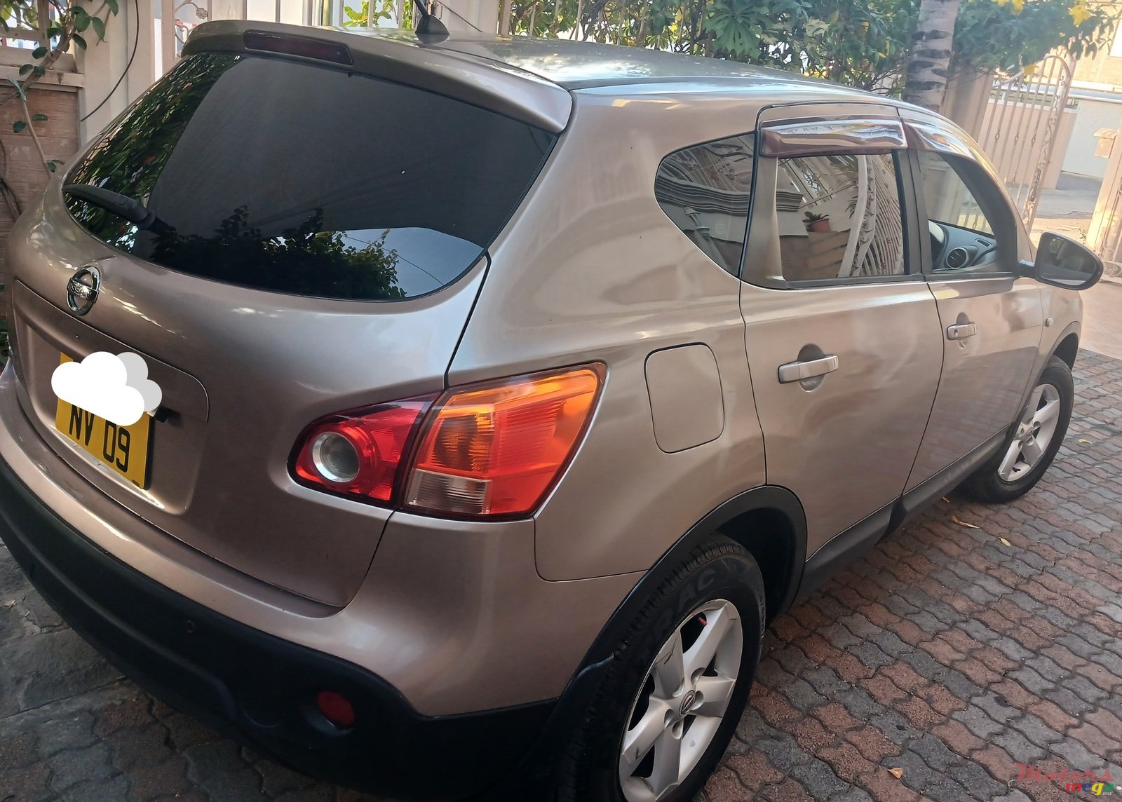 2009' Nissan Qashqai photo #4