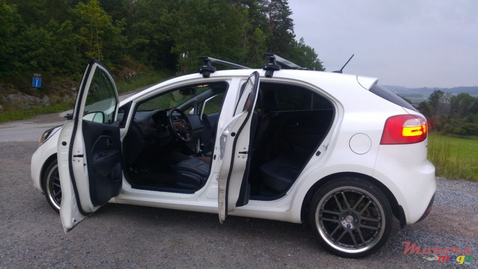 2012' Kia Rio Exclusive EcoDynamics 2012 photo #3