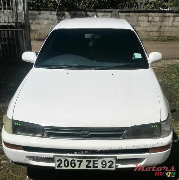 1992' Toyota Corolla photo #1
