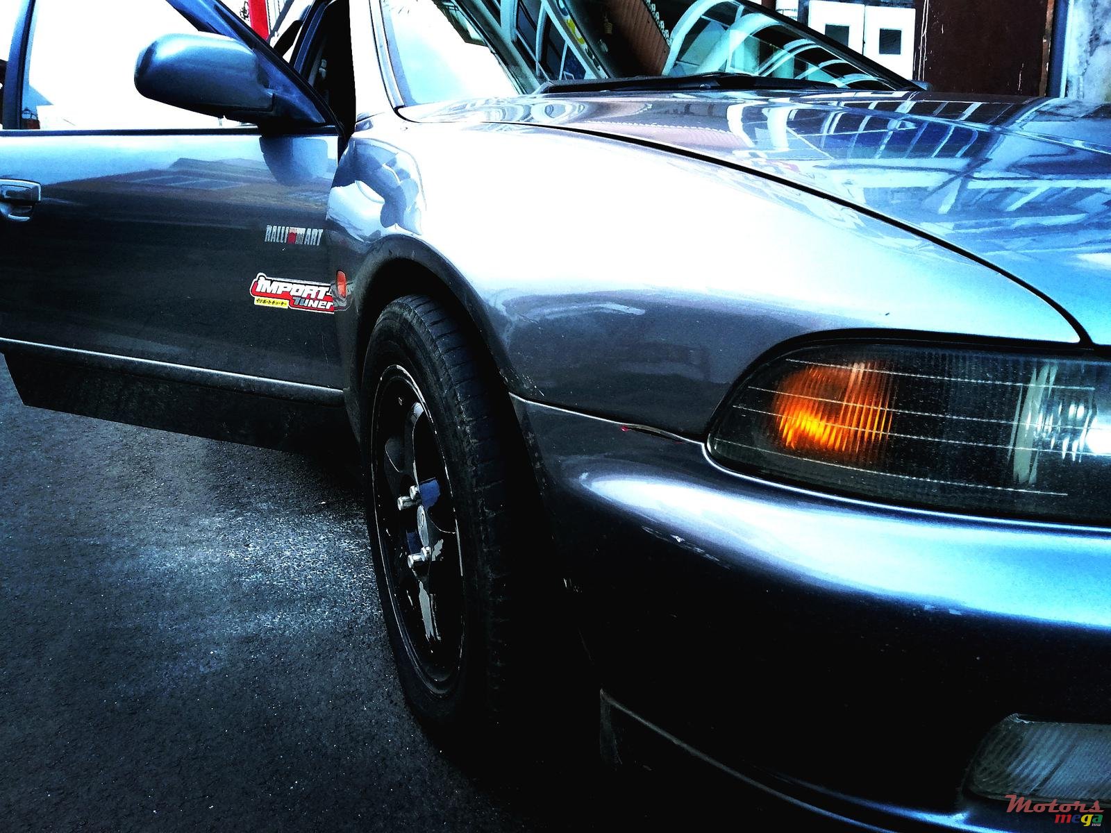 1998' Mitsubishi Galant photo #5