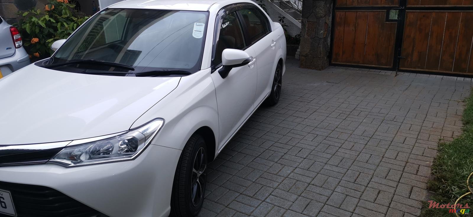 2016' Toyota Axio photo #1