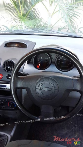 2005' Chevrolet LS photo #3