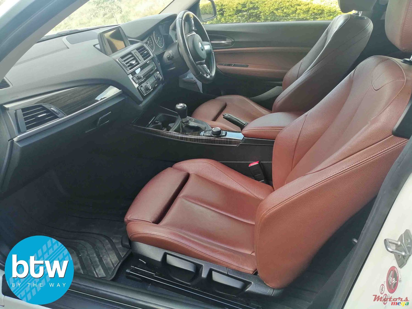 2016' BMW 2 Series 218i Coupe (F22) photo #3