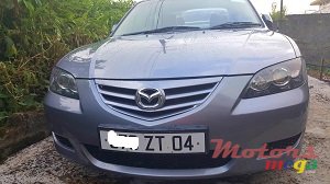 2004' Mazda 3 photo #1