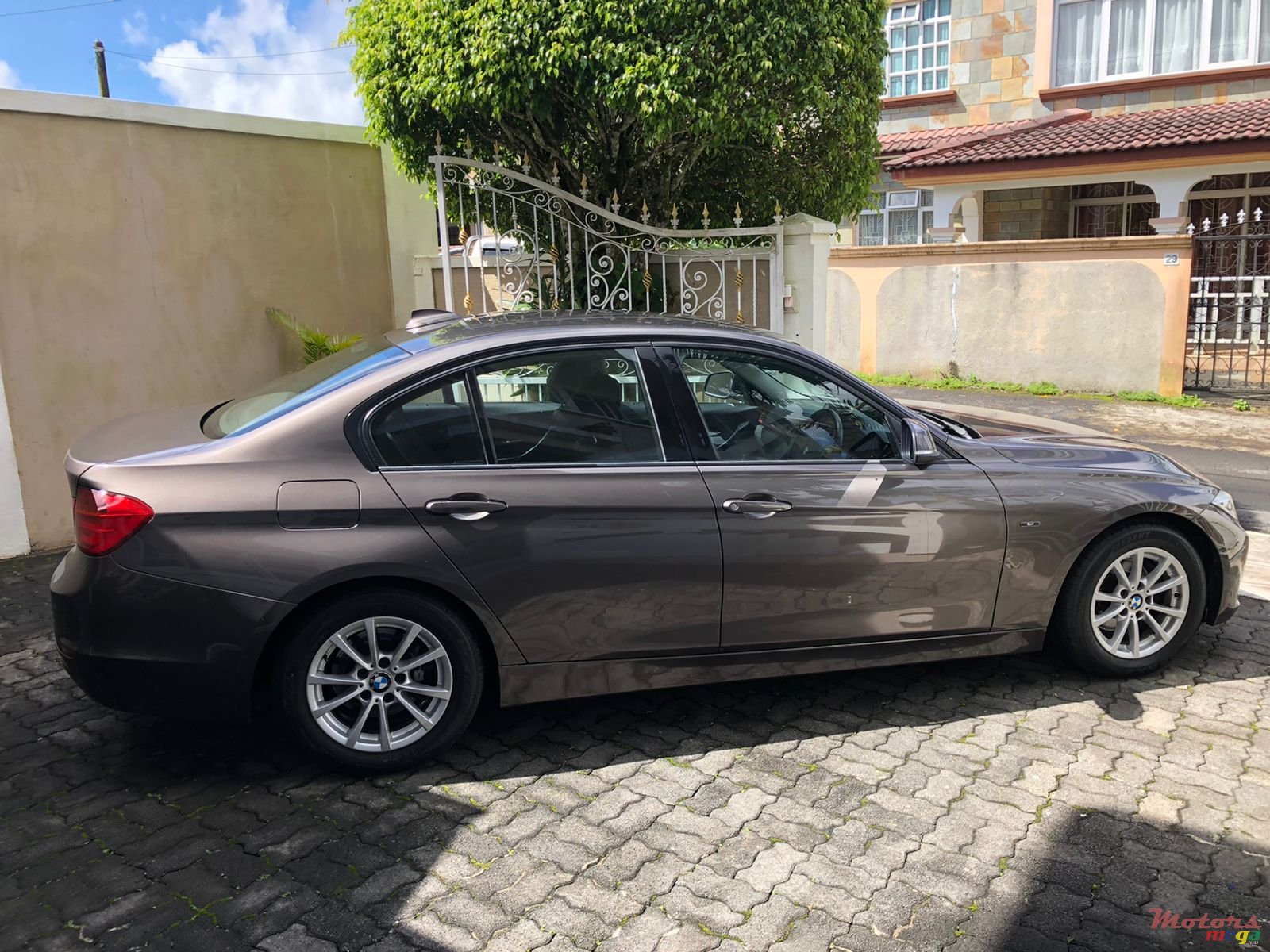 2014' BMW 320ied 1590cc photo #4