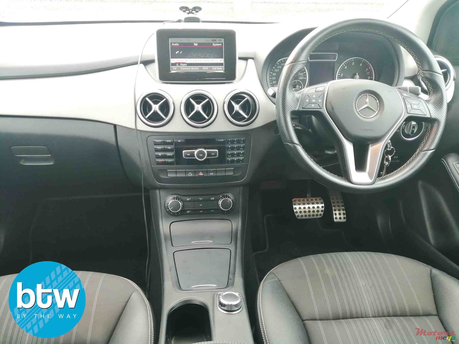 2015' Mercedes-Benz B 180 photo #6