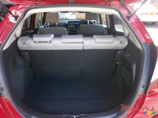 2013' Honda Eve fit hybrid F PACKAGE photo #7