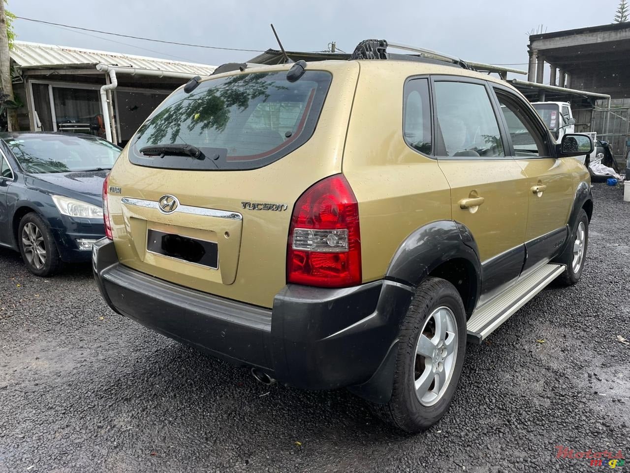 2005' Hyundai Tucson photo #6