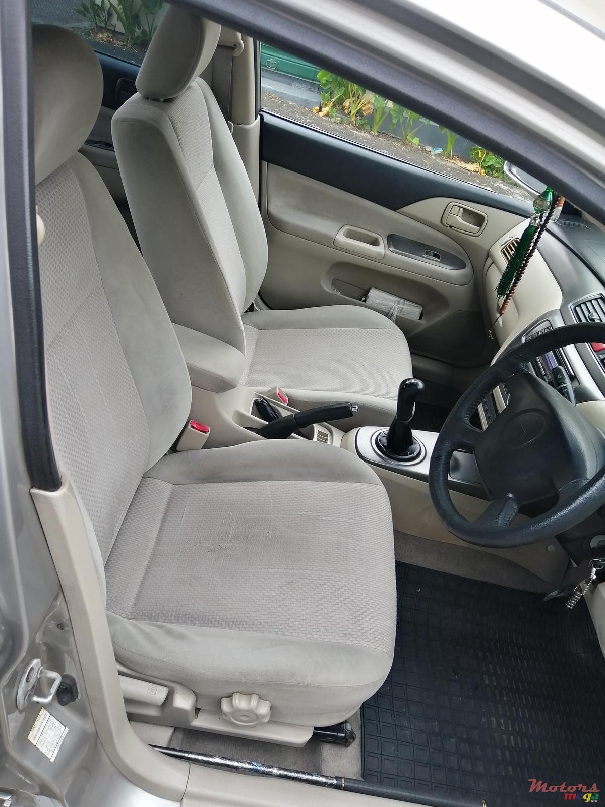 2006' Mitsubishi Lancer photo #3