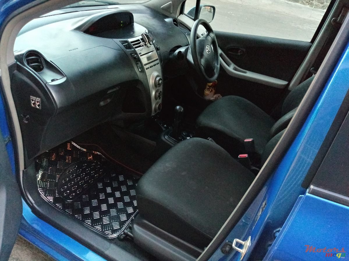 2007' Toyota MANUELLE photo #2