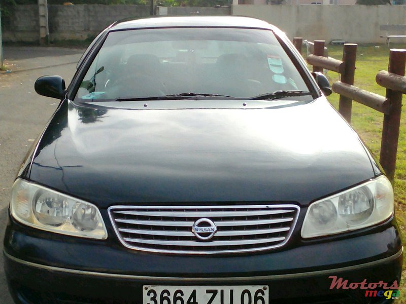 2006' Nissan Sunny photo #3