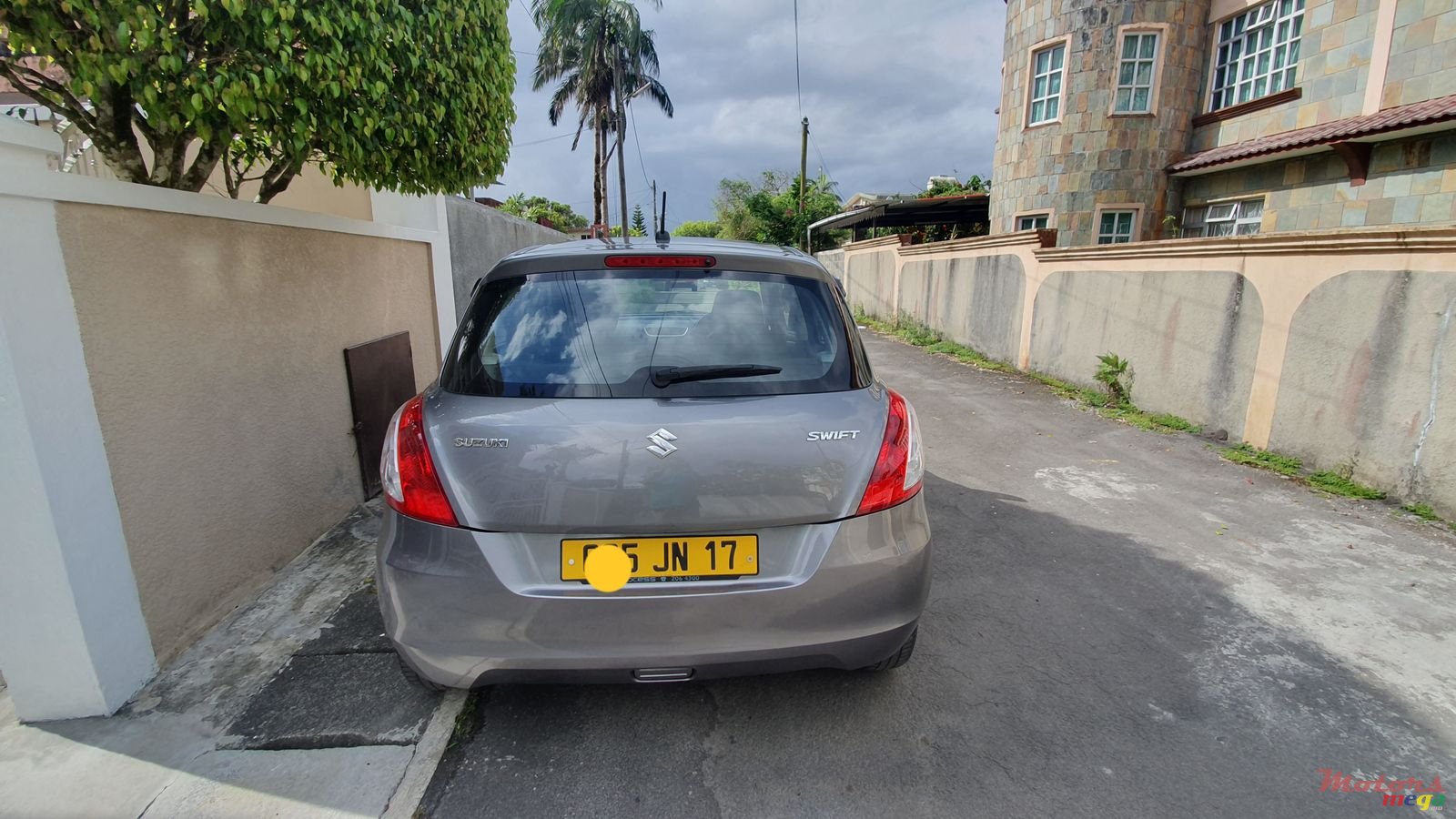 2017' Suzuki Swift photo #2