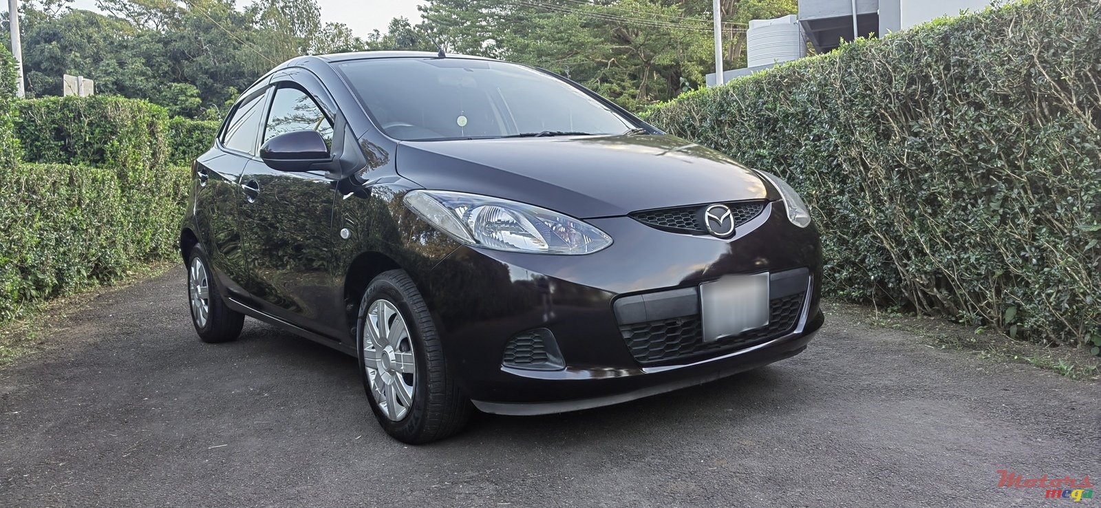 2010' Mazda Demio photo #4