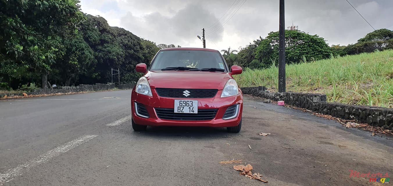 2014' Suzuki Swift photo #3